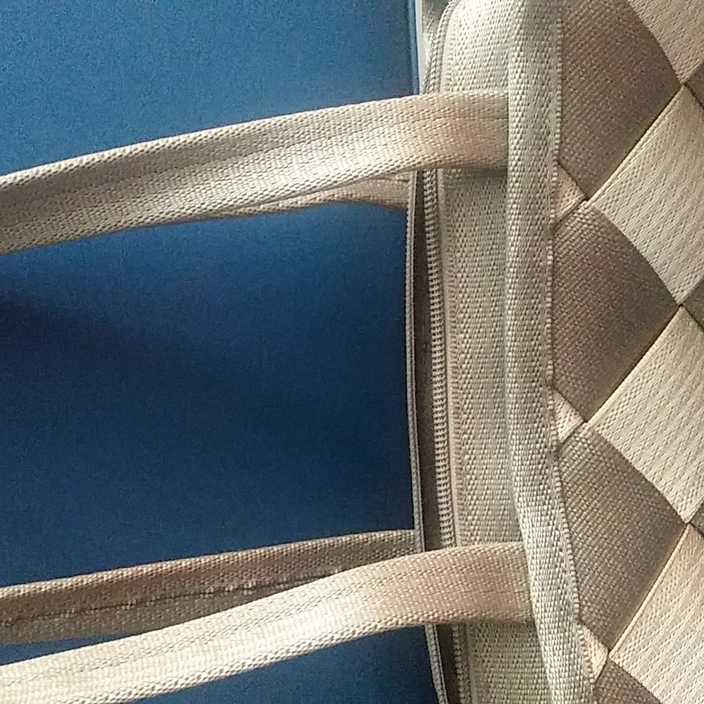 Maggie Bags Recycled Seatbelt Shoulder Bag Woven Beige - Picture 3 of 8